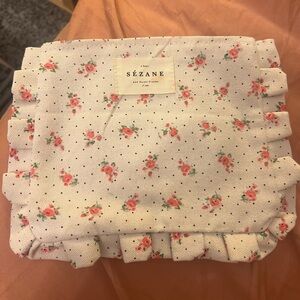 Sezane floral pouch